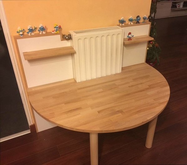 Table Enfant et Habillage Radiateur