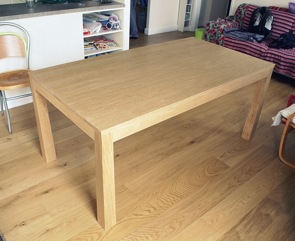 Table de séjour à allonges tiroirs