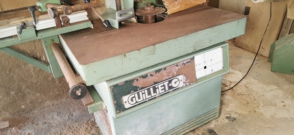 Toupie GUILLIET avec chariot de tenonnage + entraîneur – triphasé