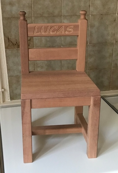 Petite chaise pour enfant