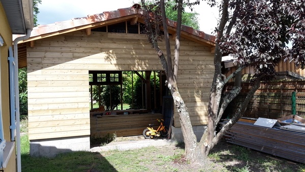 Photo cabanon non-fini, faute de mieux