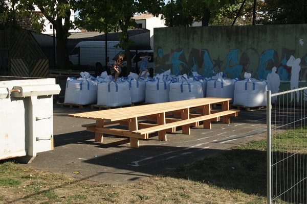 Giga Table - Chantier Participatif