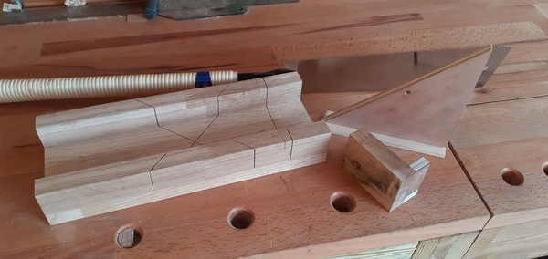 Boite à onglet pour scie japonaise