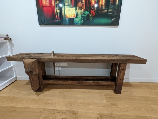 Rénovation d'un ancien établi de menuisier