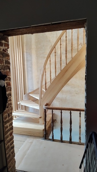 Escalier et claustra