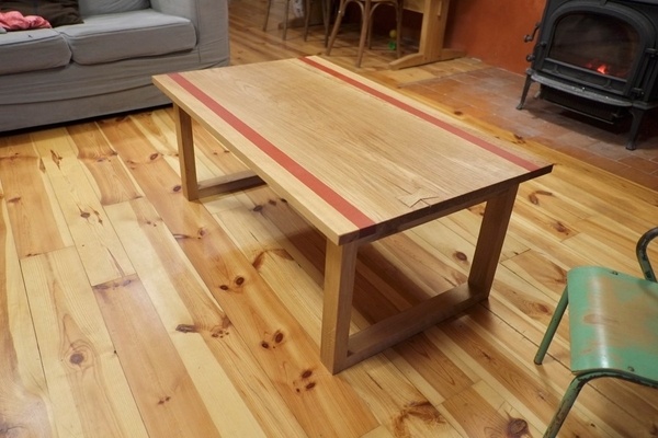 Table basse en chêne et Valchromat