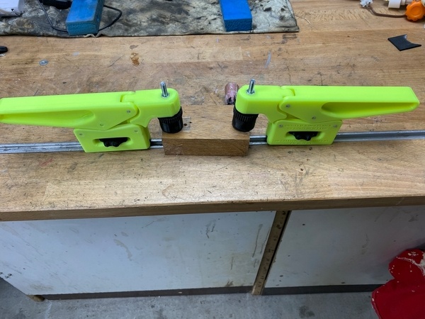 Sauterelle d'établis (Remix pour impression3d/CNC de la Sauterelle Bois de B. Beaulant)