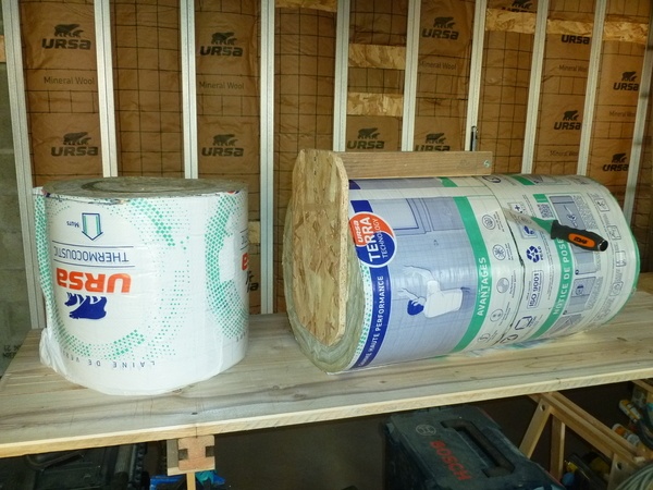 Un trusquin pour isolant en rouleau