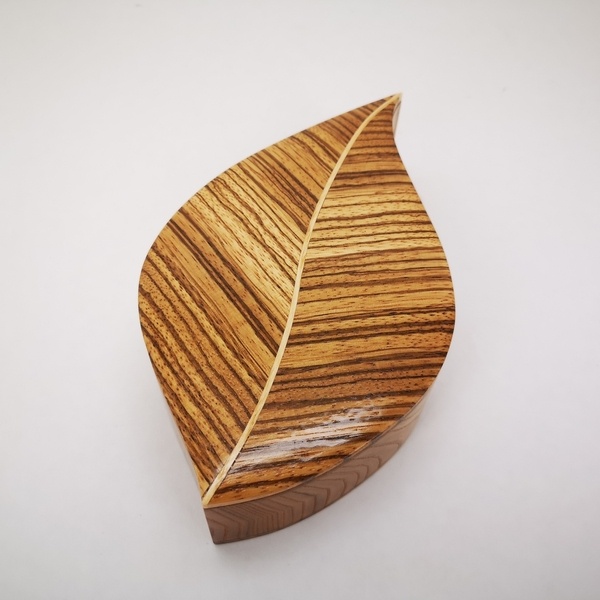 Boîte feuille à bijoux