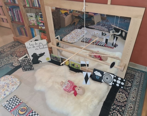 Miroir Montessori Avec Barre Mobile - BIS !