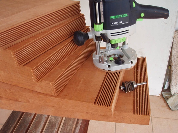 Bancs design en cèdre