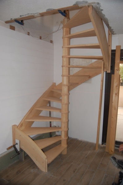 Escalier Frene naturel