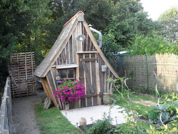 Petit cabanon de sorciere