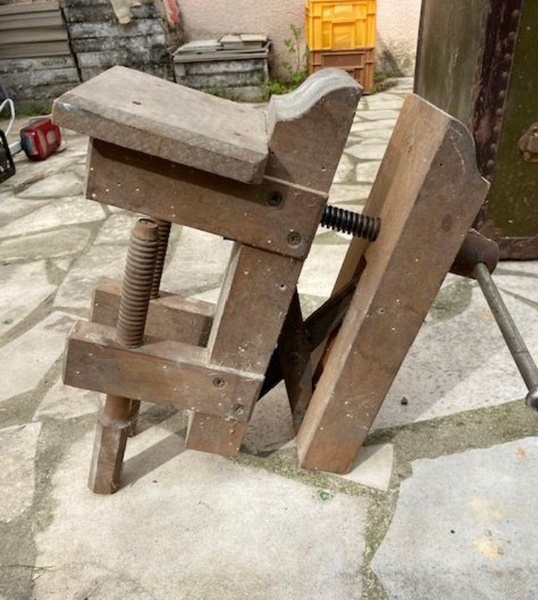 Etau en bois de menuisier taille h35cm