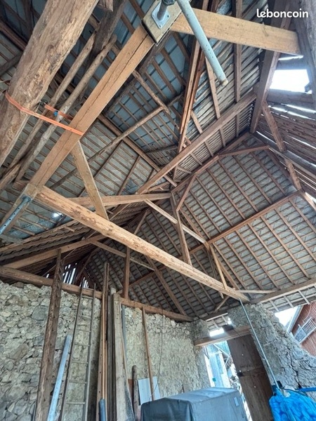 Bois de charpente à donner en Chartreuse