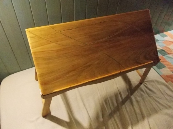 Tablette pour lire au lit