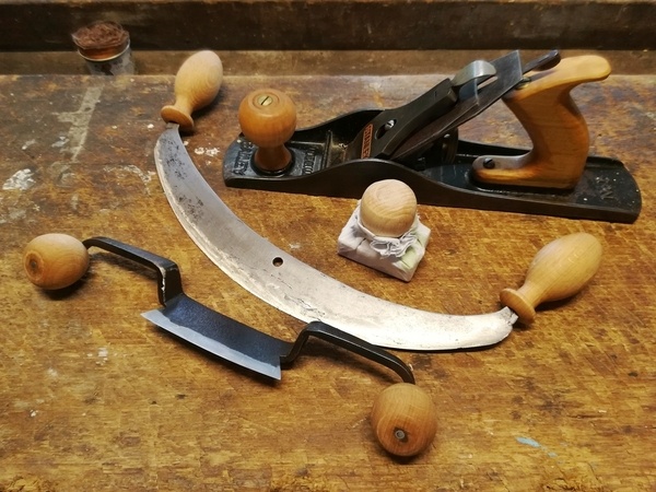 Poignées d'outils (au tour + poignée de rabot)