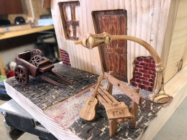 Nichoir maison de fée musicienne