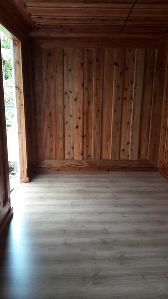 Habillage d'un conteneur en bois