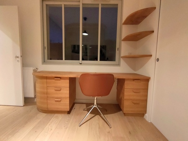 Un bureau en chêne