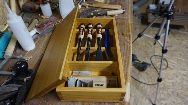 Boite en merisier pour outils Japonais