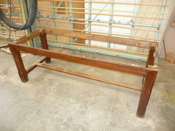 Restauration d'une table de ferme et ses deux bancs