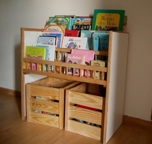 Bibliothèque pour petit enfant