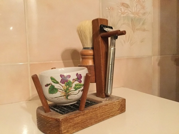 Support rasoir à l’ancienne
