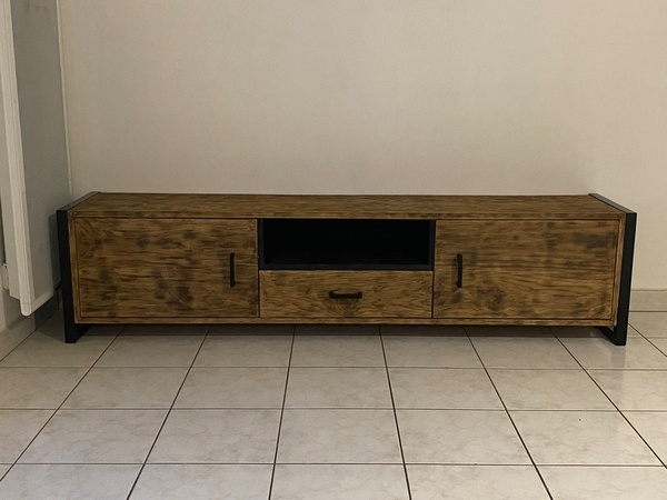 Meuble TV industriel