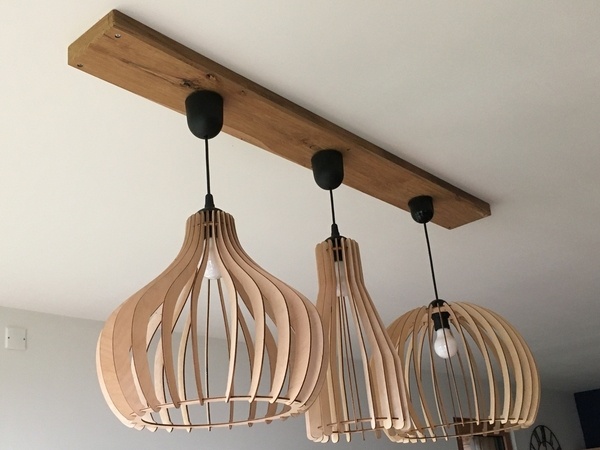 Luminaire en chutes de chêne vieux