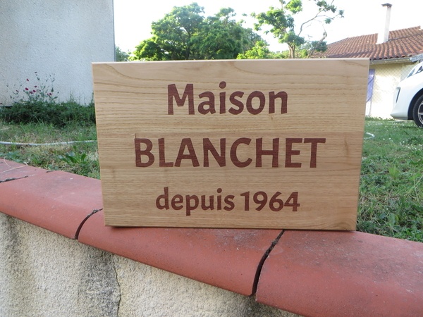 Enseigne magasin "bois dans bois"