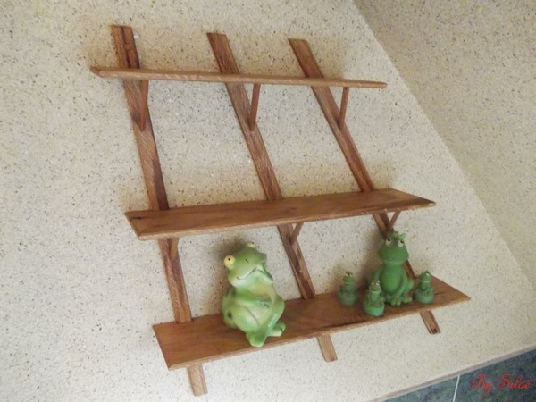 Petite étagère murale