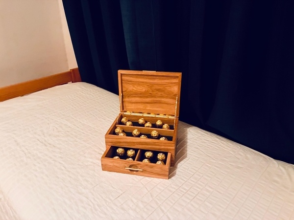 Coffret à bijoux ou boîte à chocolat?