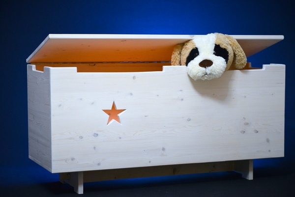 Coffre à jouet, table basse