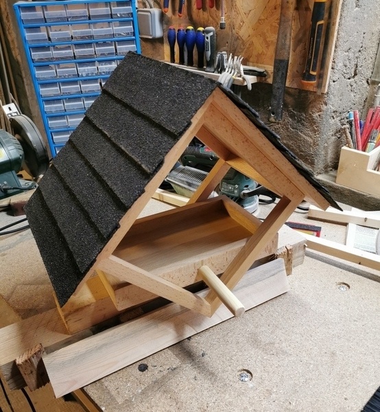 Mangeoire à oiseaux