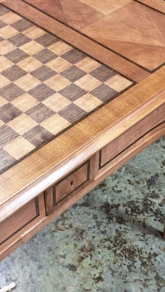 Table à jeux style Louis XVI