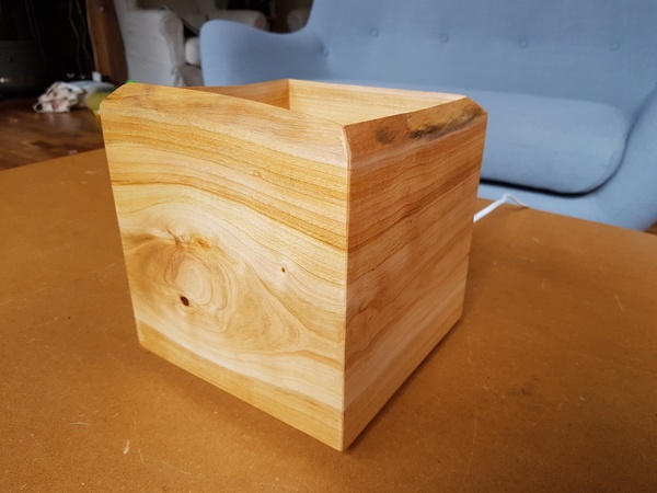 Lampe de chevet "live edge"