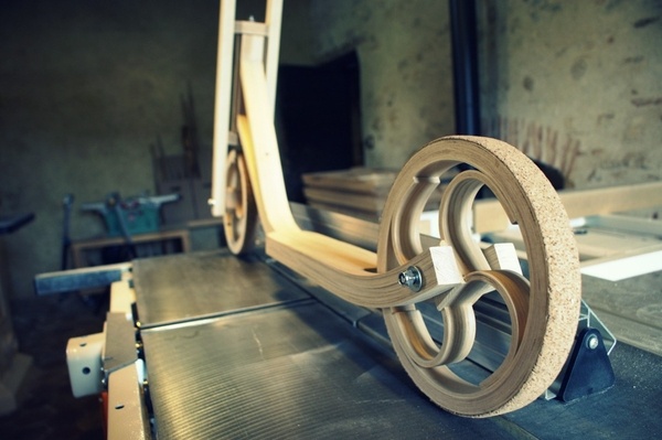 Trottinette en bois