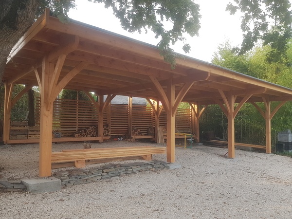 Carport 90 m2 - aisseliers courbes