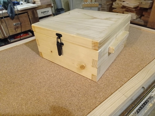 Boite à huile essentielle