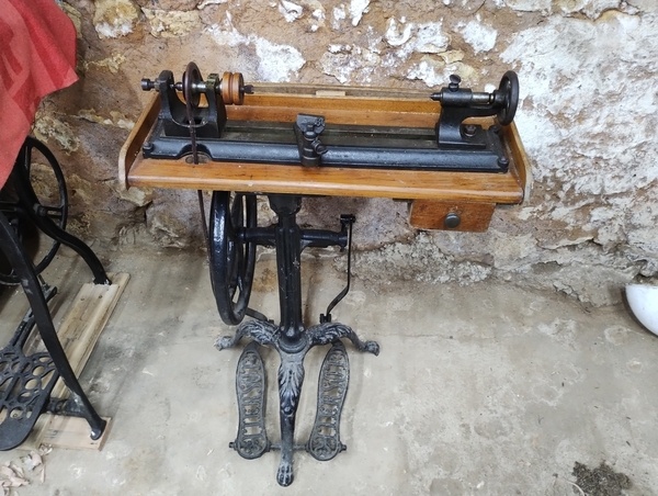 Tour à bois à pédale Tiersot