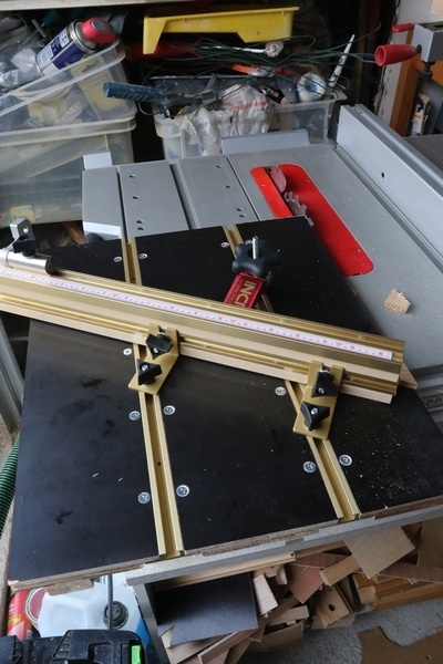 Chariot de sciage à angle variable