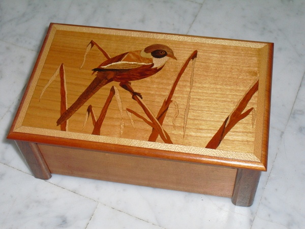 Coffret secret marqueté