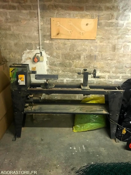 Combiné Lurem, tour à bois Lurem et Presse à plaquer en vente