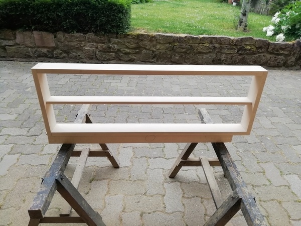 Etagère à épices en queue d'aronde