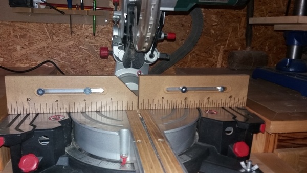 Guide de scie radiale