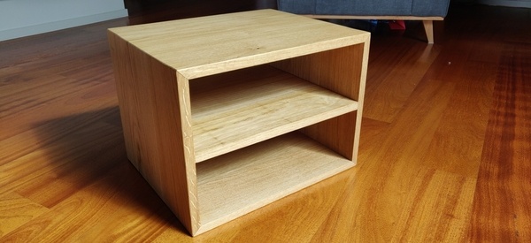 Petit meuble Hi-Fi en chêne