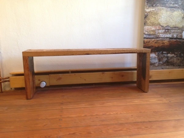 Petit Banc: récup et assemblage médiéval