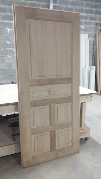 Porte en chêne à petit cadre