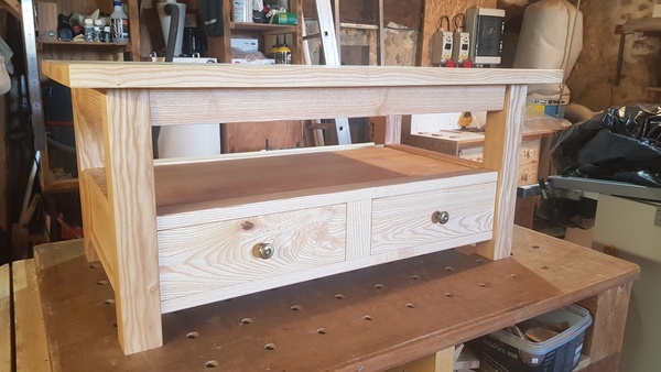 Table de salon en frêne